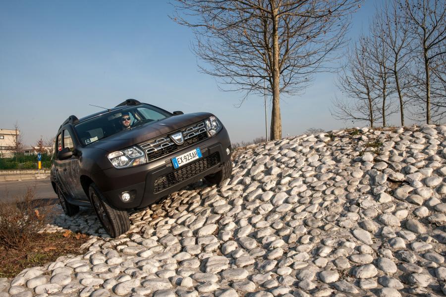  Dacia Duster Freeway 2014 года  (IT) (фото 10 из 43)